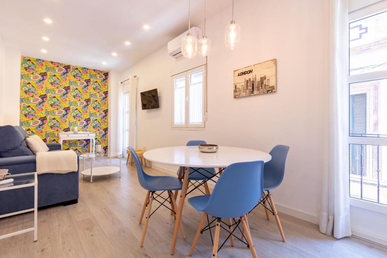 Nine O Clock San Luis Skyview Apartment Seville Exterior photo