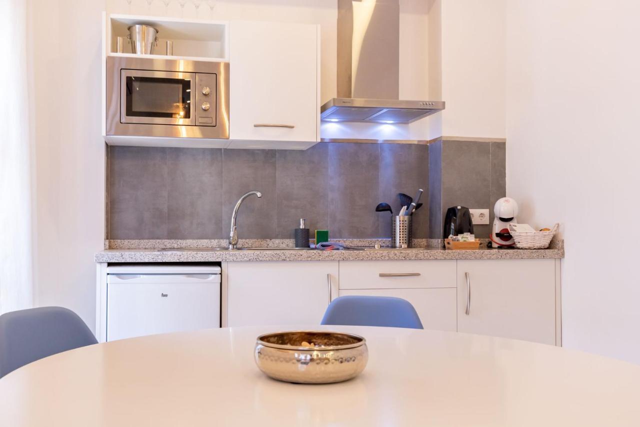 Nine O Clock San Luis Skyview Apartment Seville Exterior photo