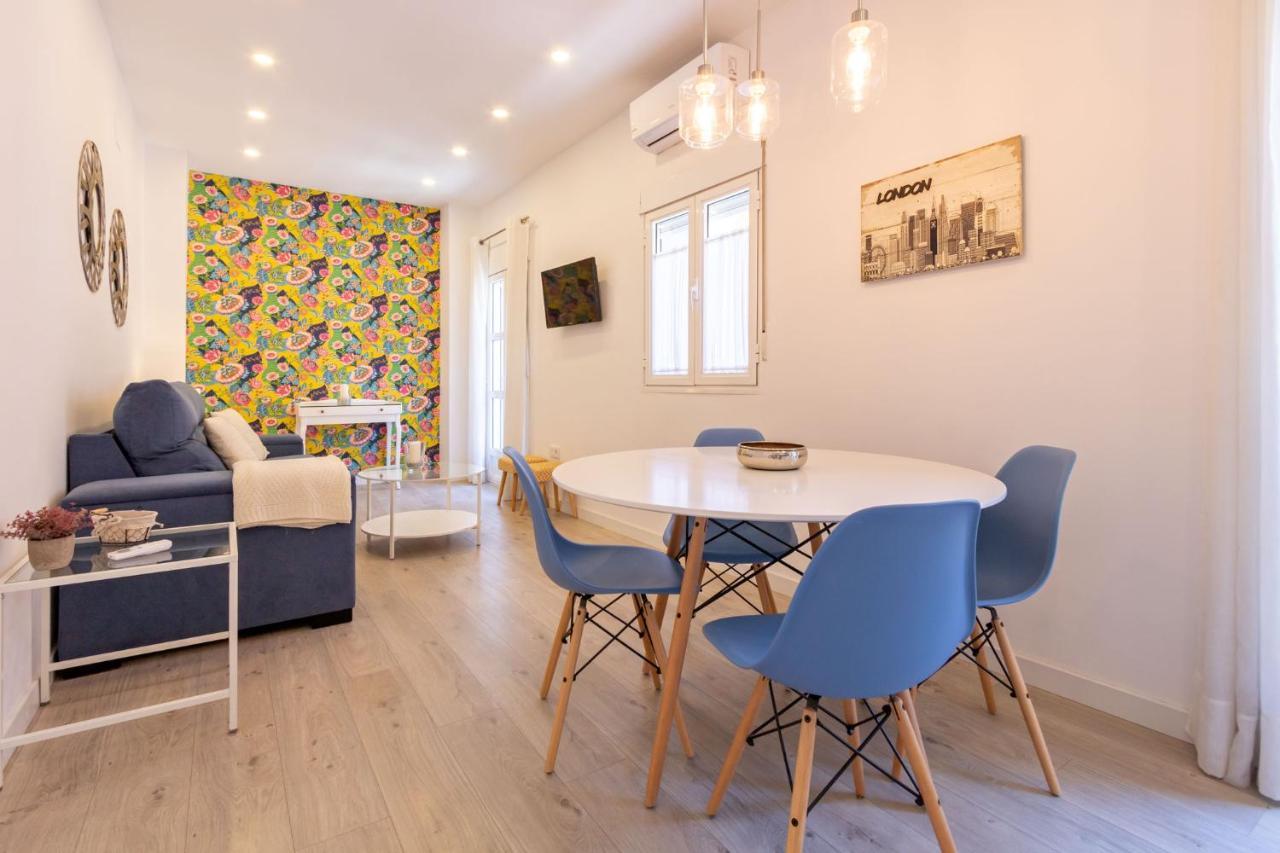 Nine O Clock San Luis Skyview Apartment Seville Exterior photo